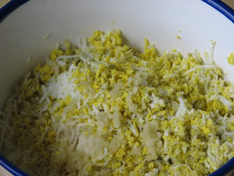 Pasta serowa z jajkiem