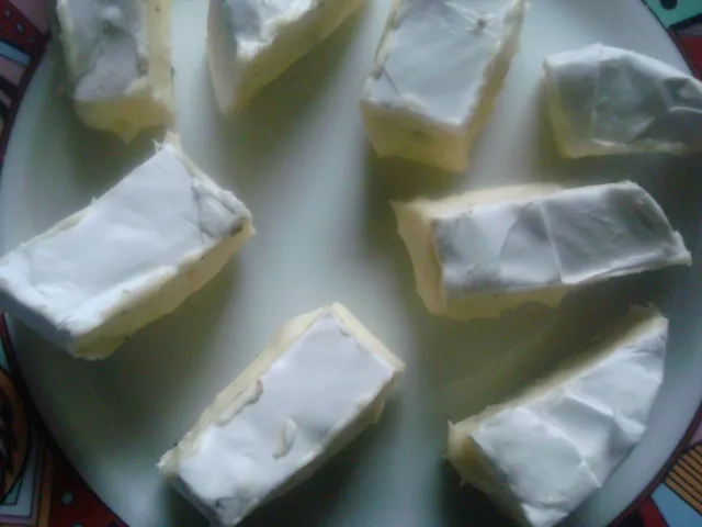 Zapiekany camembert