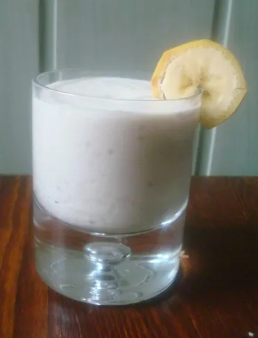 Sycący koktajl bananowy