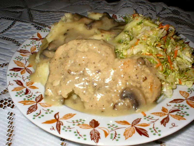 Schab zapiekany z pieczarkami
