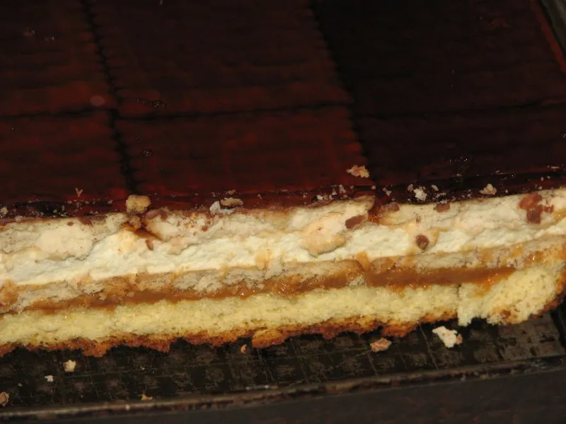 Karmelowy herbatnikowiec