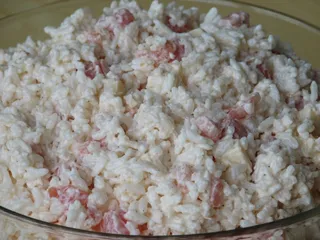 Sałatka ryżowa z pomidorem - 9