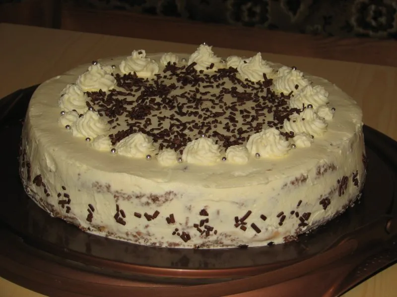 Tort z masą toffi i serkiem mascarpone