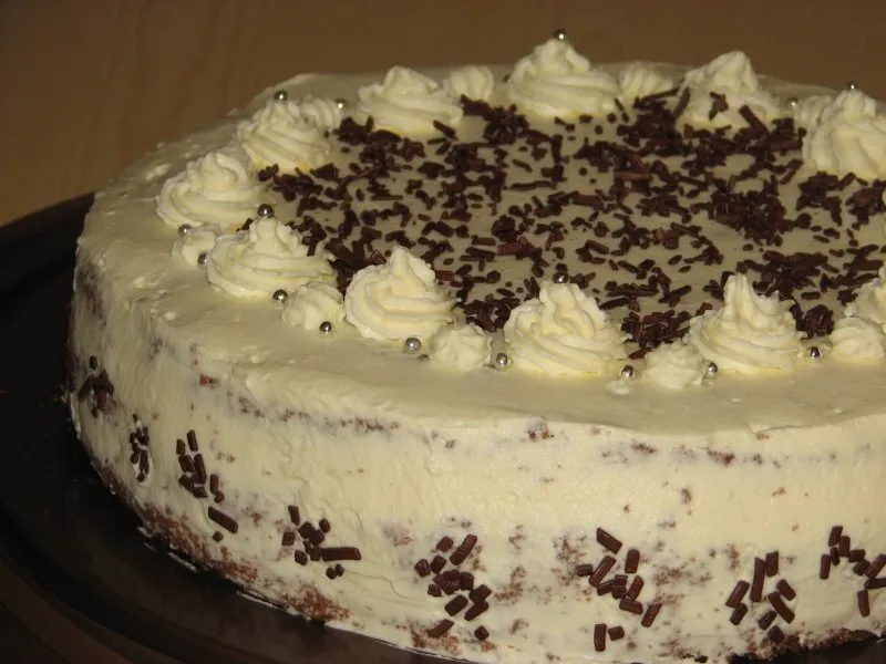 Tort z masą toffi i serkiem mascarpone