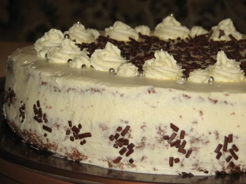 Tort z masą toffi i serkiem mascarpone