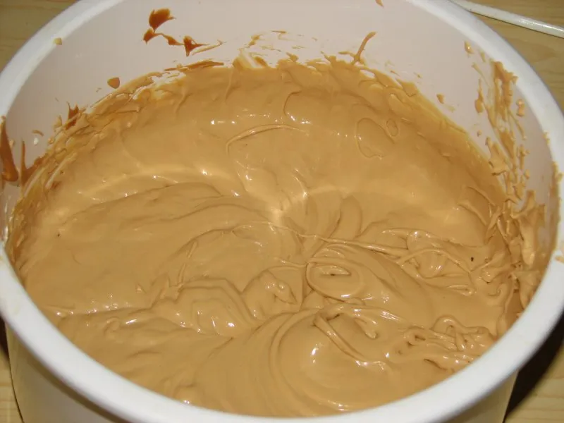 Tort z masą toffi i serkiem mascarpone