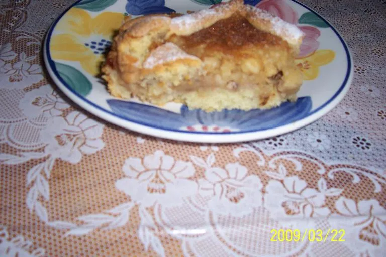 Szarlotka z orzechami