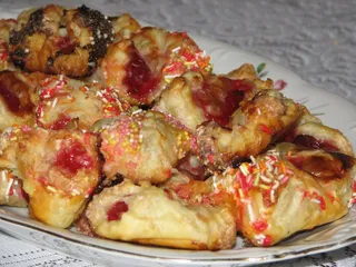 Ciasteczka francuskie z wisienkami - 1