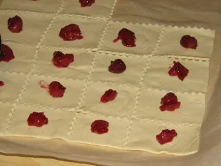 Ciasteczka francuskie z wisienkami - 3