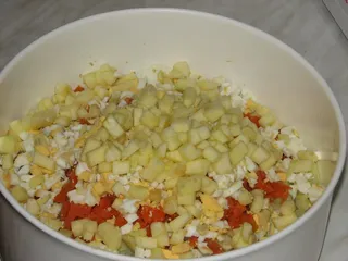 Sałatka śledziowa z selerem - 9