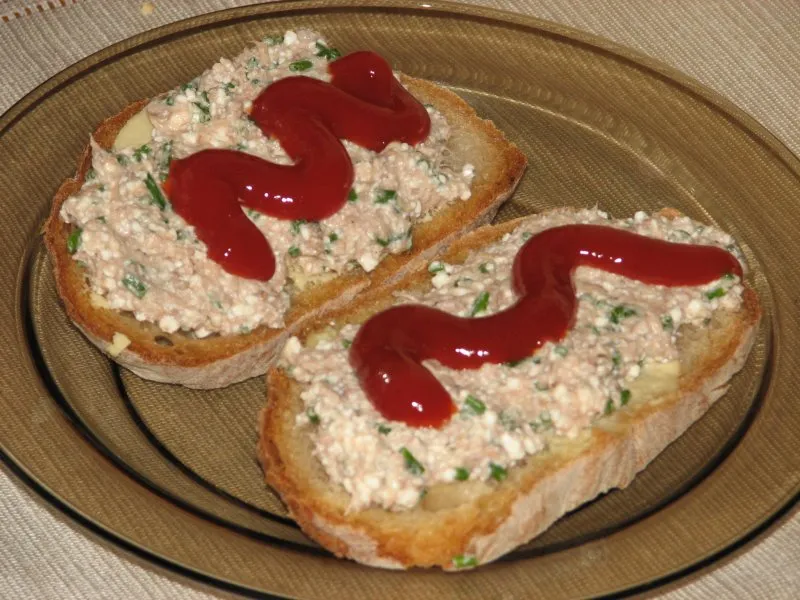 Tuńczykowa pasta z białym serem