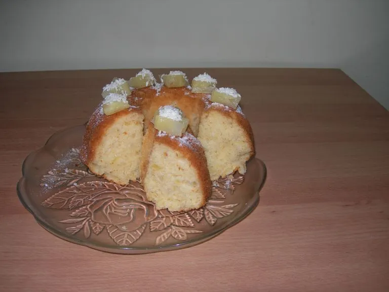 Babka ananasowo-kokosowa