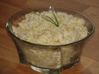 Kapusta kiszona z majonezem - 1