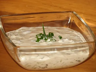 Dip z kiszonych ogórków - 1