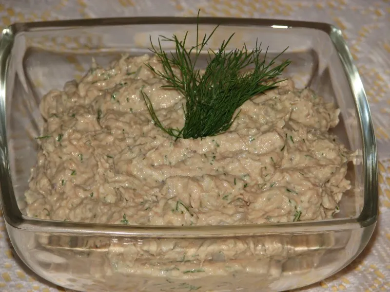 Pasta tuńczykowo-koperkowa