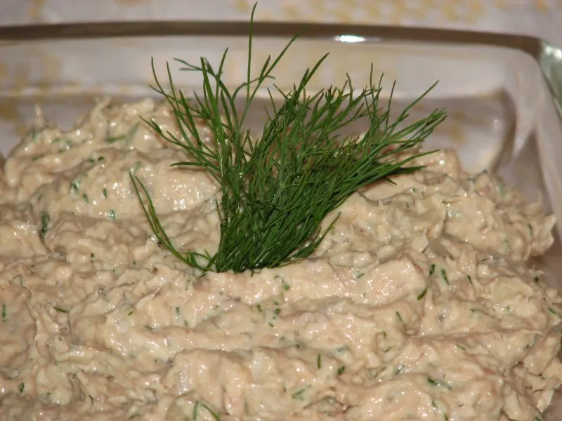 Pasta tuńczykowo-koperkowa