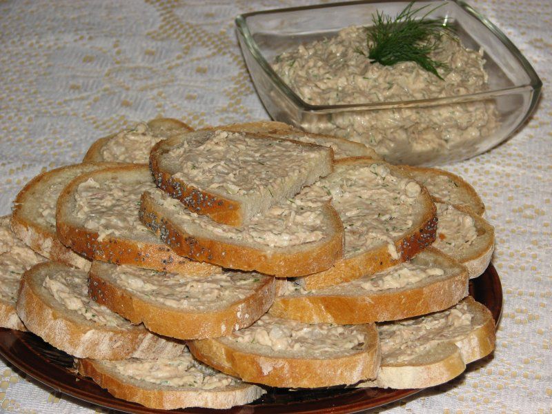 Pasta tuńczykowo-koperkowa