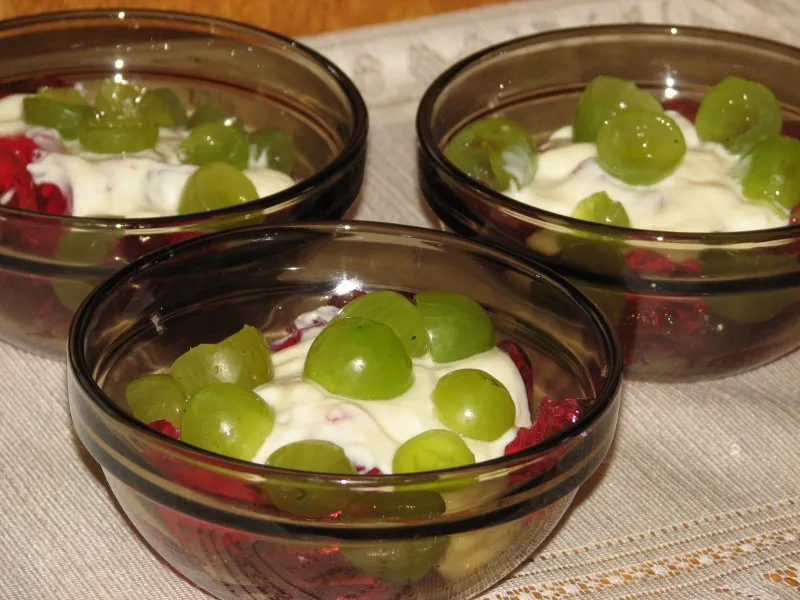 Szybki deserek z galaretką