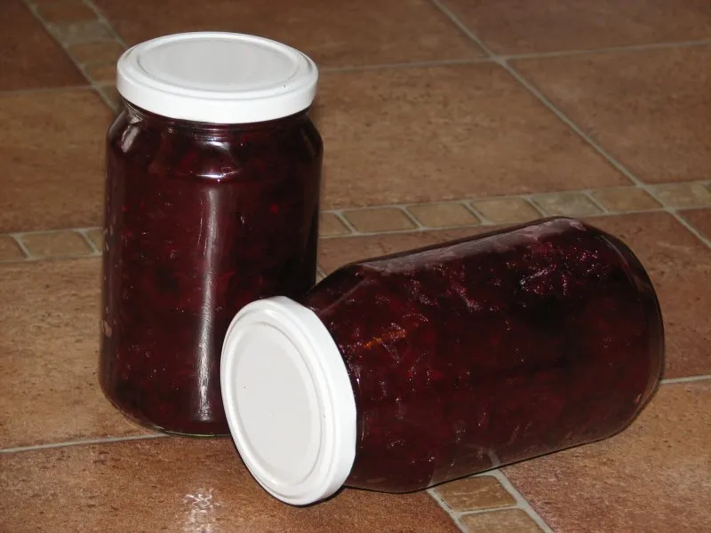 Buraczki z czosnkiem
