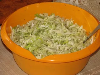 Owocowa surówka z kapustą pekińską - 3