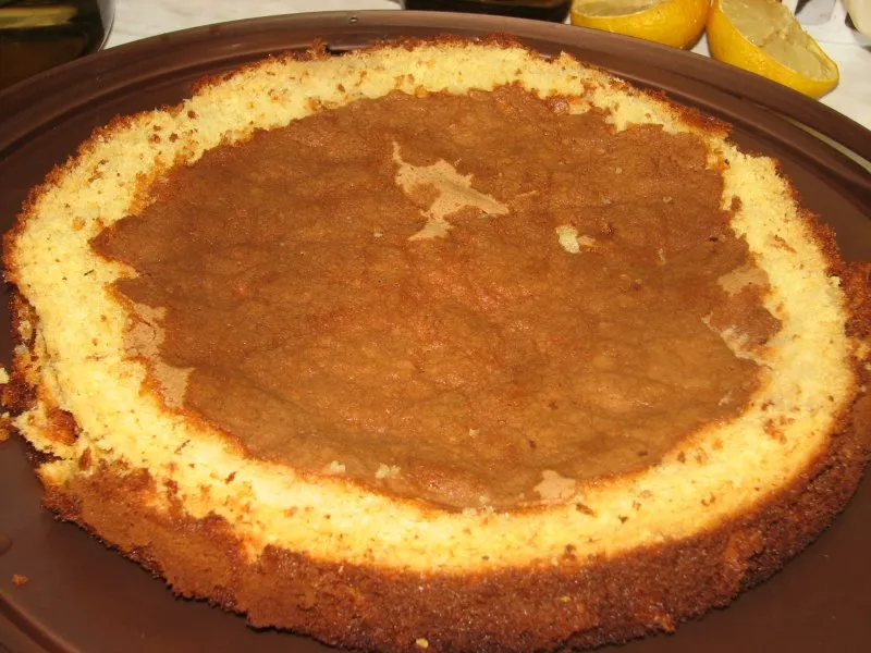 Tort orzechowo-kawowy z nutką miodu