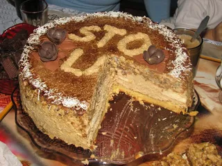 Tort orzechowo-kawowy z nutką miodu - 21