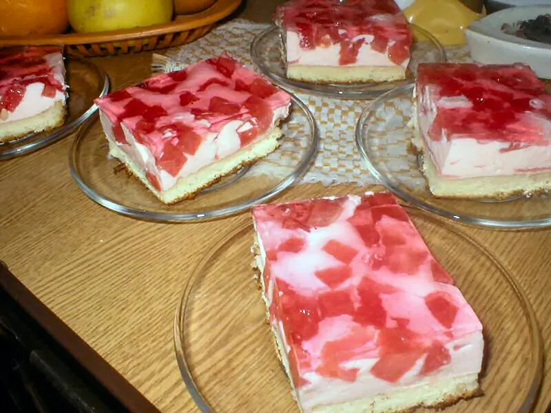 Ciasto śmietankowo-arbuzowe