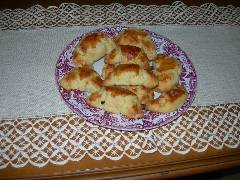 Rogaliki krucho - drożdżowe