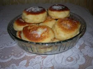 Drożdżówki z marmoladą smażone na patelni