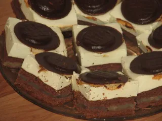 Delikatne śmietankowe ciasto z masą gruszkową - 4