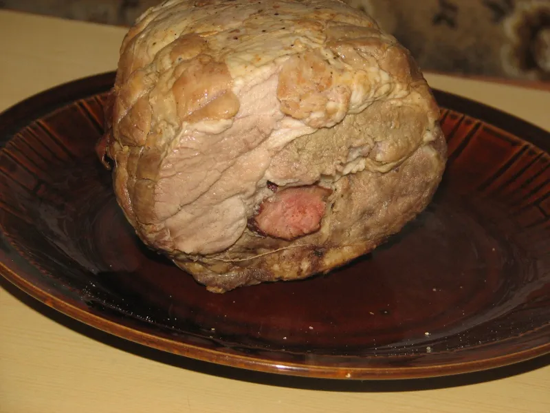 Karczek faszerowany kabanosem