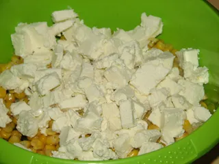 Paprykowo-serowa sałatka - 7