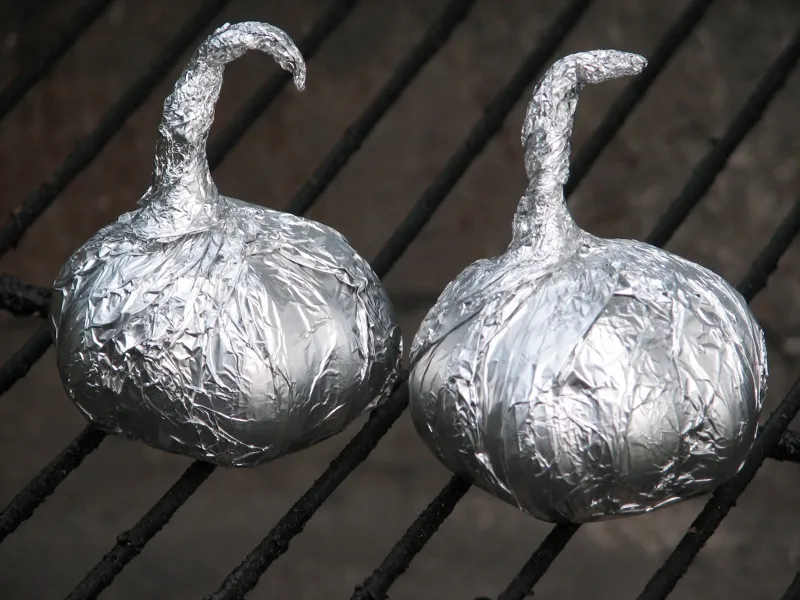 Grillowany czosnek