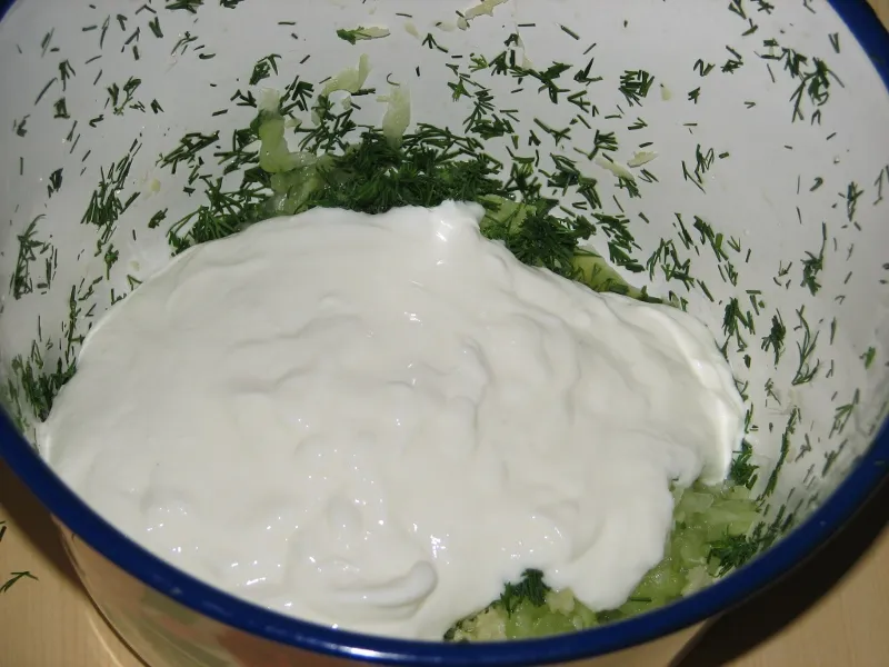 Sos tzatziki