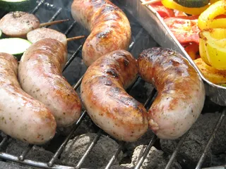 Zaparzona biała kiełbasa z grilla - 2