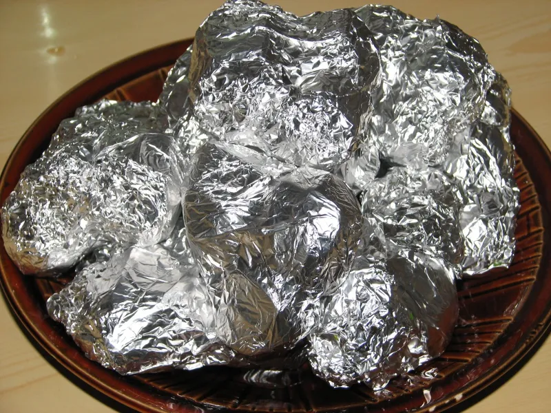Grillowane ziemniaki z koperkiem