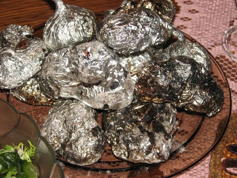 Grillowane ziemniaki z koperkiem