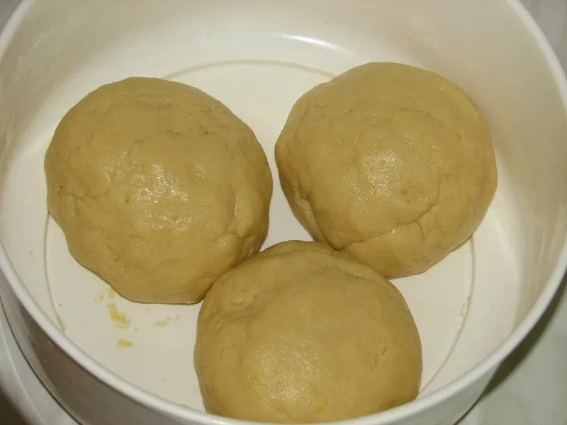 Kruchy śmietanowiec