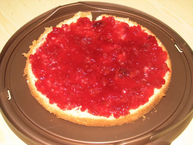 Śmietankowy tort z masą Nutellą