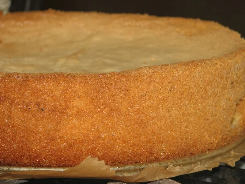 Śmietankowy tort z masą Nutellą