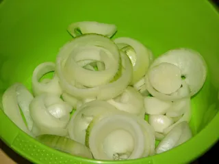 Krążki cebuli w cieście - 3