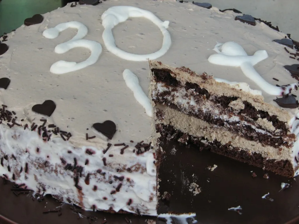 Tort kawowo-śmietankowy