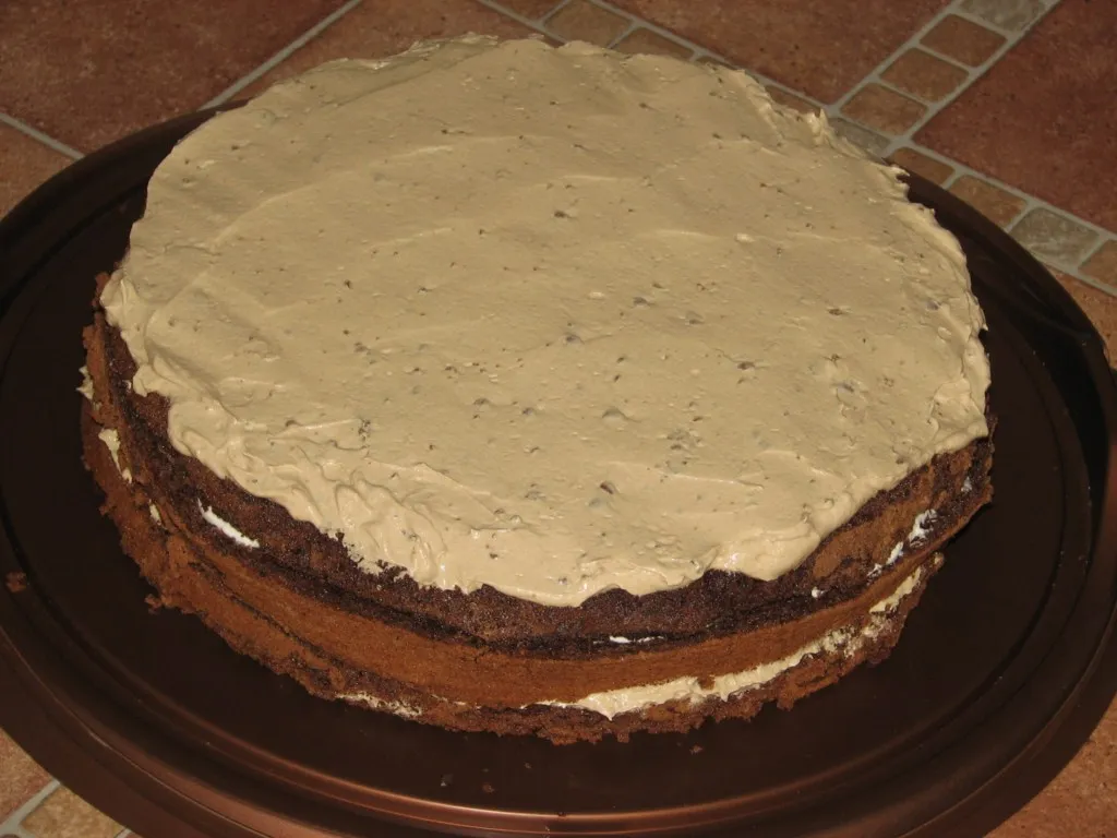 Tort kawowo-śmietankowy