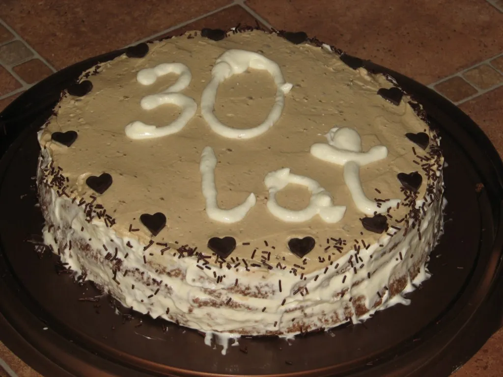 Tort kawowo-śmietankowy