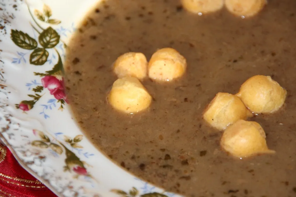 Wigilijna zupa grzybowa