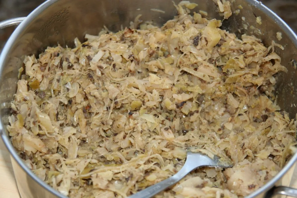 Pierogi z kapustą i grzybami
