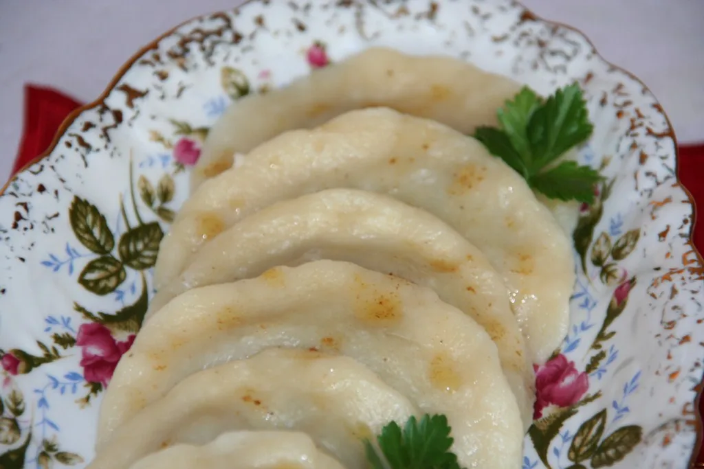 Pierogi z kapustą i grzybami