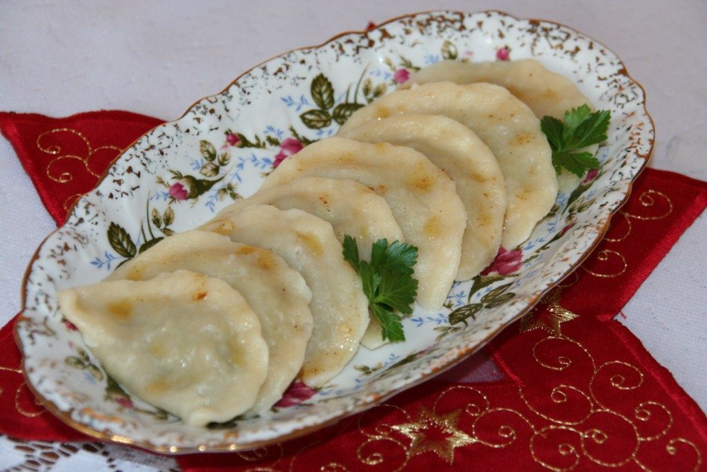 Pierogi z kapustą i grzybami