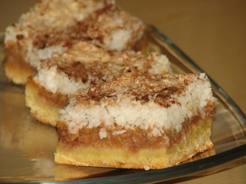 Kokosowa szarlotka