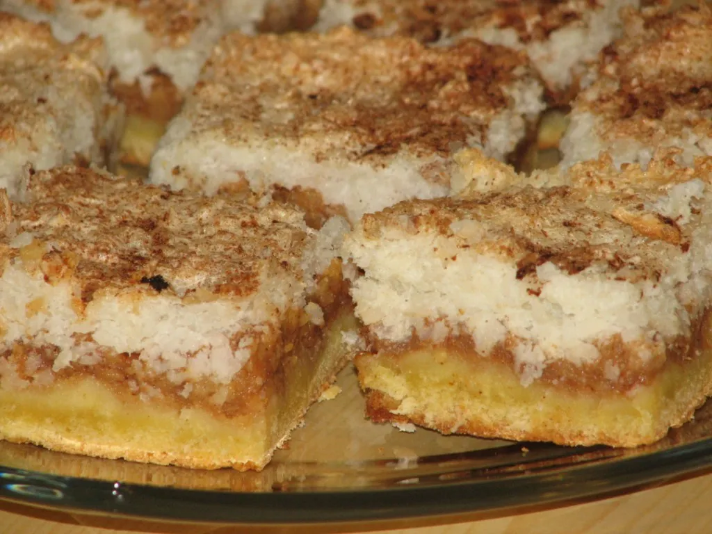 Kokosowa szarlotka
